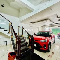 68m diện tích đẹp rộng mênh mông,kinh doanh tốt,oto ngủ trong nhà