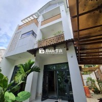 🔥Cho thuê BIỆT THỰ Gần Sông✅ DT 8x20m 3 Tầng, 6pn 7wc, giá chỉ 35tr/th