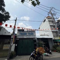 Bán Nhà Mặt Tiền - (DT:4x17m) - Tiện Xây Mới - Ngay Nguyễn Văn Công