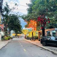 nhà mặt tiền kinh doanh buôn bán khu đinh thuận
