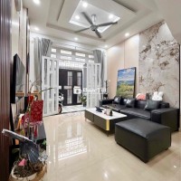 BÁN GẤP NHÀ GẦN VẠN PHÚC CITY
