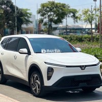 Limo Green GIÁ TỐT - ƯU ĐÃI TỐT - SẴN XE