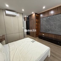 Bán nhà 5 tầng Hoàng Quốc Việt, Cầu Giấy, Nhà mới Ở ngay nhỉnh 6 tỷ