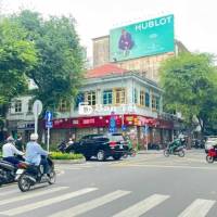 CHO THUÊ NHÀ - GÓC 2MT số 156 Pasteur với Lý Tự Trọng, Quận 1