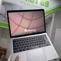 MAC AIR 2019 , CORE I5 ,8/256GB , PIN 100%