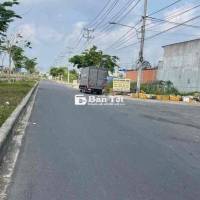 Mặt tiền đường chính KCN Idico Hựu Thạnh 5x20 - giá 2tỷ6 tl
