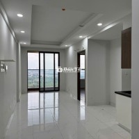 cho thuê 2pn2wc 65m2 Opal Skyline nhà trống ở liền cho khách