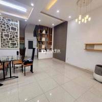 🏡 BÁN NHÀ ĐẸP RỘNG THOÁNG HẺM 125 NGUYỄN THỊ TẦN, P1, Q8 – GIÁ 6.58 TỶ