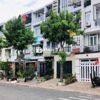 Cho thuê nhà nguyên căn mặt tiền đường số Tân Quy cũ ( Tân Hưng mới),