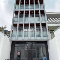 nhà mới xây 1000m2 8*40m bốn lầu có thang máy mt tỉnh lộ 10 