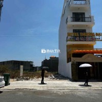 gần khu công nghiệp. dân cư đông đúc