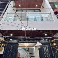 bán nhà HXH lạc long quân phường 3 quận 11