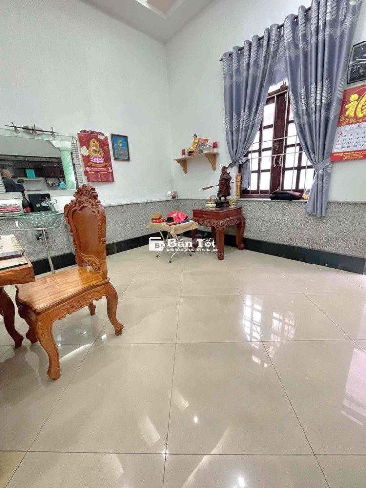 BÁN GẤP SIÊU PHẨM 2 MẶT TIỀN -  CHỈ 4,8 TỶ - NHANH TAY SỞ HỮU!