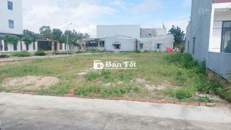 Chỉ 6XX Triệu - LÔ ĐẤT VÀNG TRỤC ĐƯỜNG 7M - SÁT DT605!