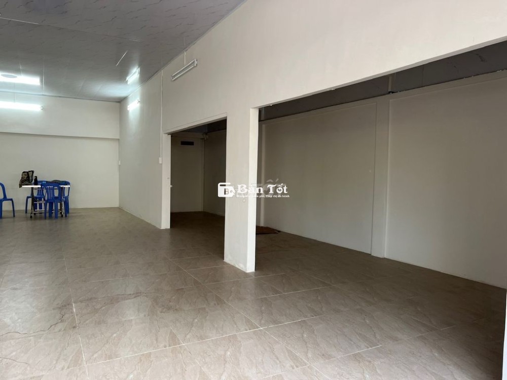 CẦN CHO THUÊ GẤP NHÀ MẶT TIỀN LÊ VĂN LƯƠNG 7,6X21 - VỊ TRÍ KINH DOANH VÀNG!  