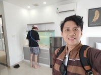 Quân Lewis Thuê Phòng Uy Tín