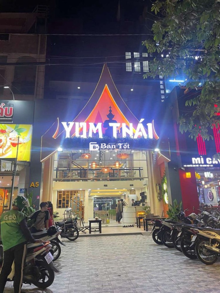 MBKD 7X20M  1 TRỆT 3 LẦU CÓ THANG MÁY VỊ TRÍ ĐẸP