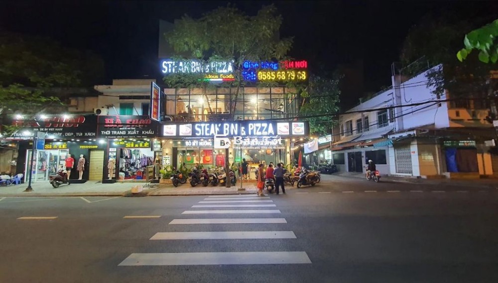 Cho thuê nhà Góc 2MT Trương Công Đinh, P14, Tân Bình, DT: 12*15m