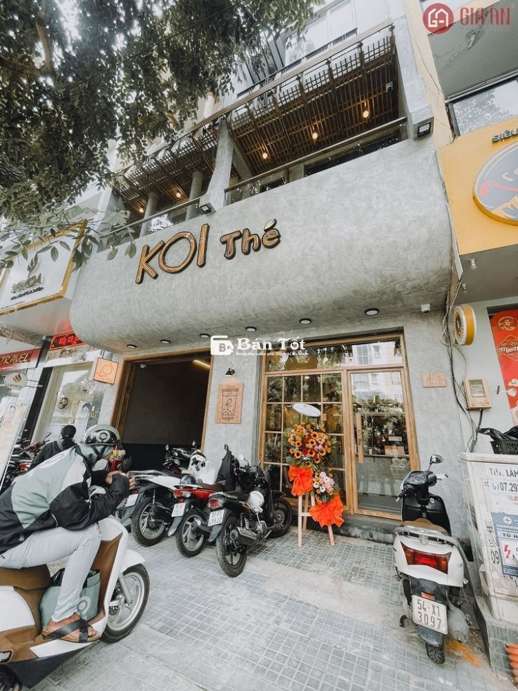 Cho Thuê Mặt Bằng Đẹp Đường Phan Xích Long, P2, Phú Nhuận, DT: 6x15m