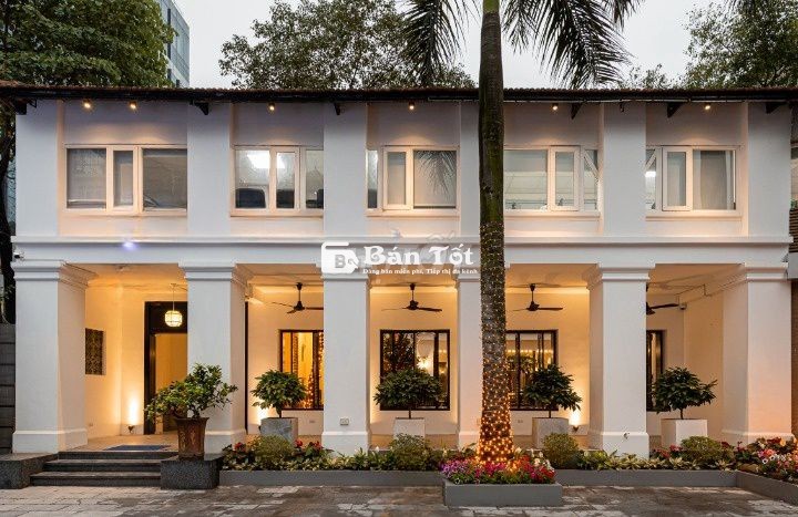 Cho thuê mặt bằng đẹp đường 3/2, Phường 10, Quận 10, DT: 20x15m