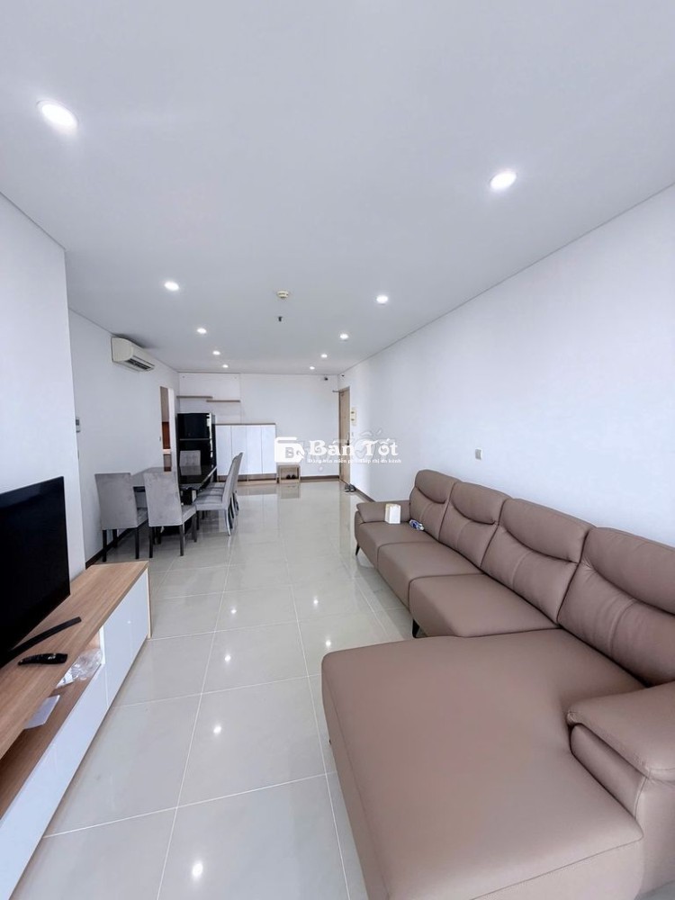 CHO THUÊ Căn hộ 3 Phòng ngủ + Đa Năng Hà Đô Centrosa 139m2 giá 40tr
