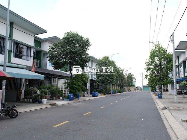 Bán căn Shophouse 2 tầng 85m2 full thổ cư KĐT Oasis City, Giá 1,75 tỷ