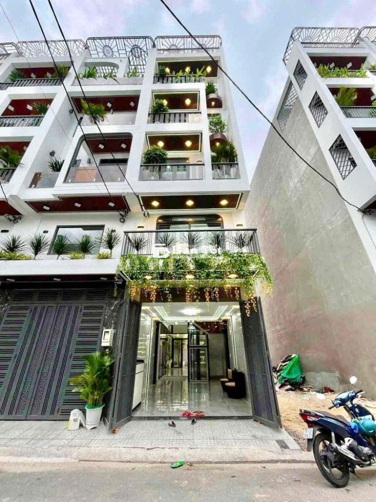 Nhà Phố 5Tầng Thang Máy. Dài 20M, Đủ Tiện Nghi, Sẹc Ngắn TL37, Quận 12