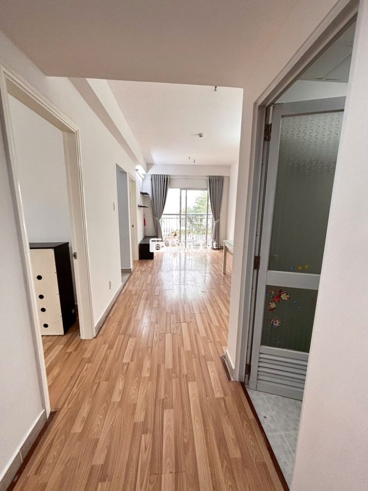 BÁN CĂN CÓ BAN CÔNG 67M2 GIÁ 2.75 TỶ