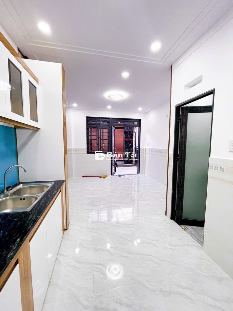 Bán nhà 48m2 Ngay chợ Cầu,  Nguyễn Văn Quá - 1 trệt 1 lầu giá 1 tỷ 570