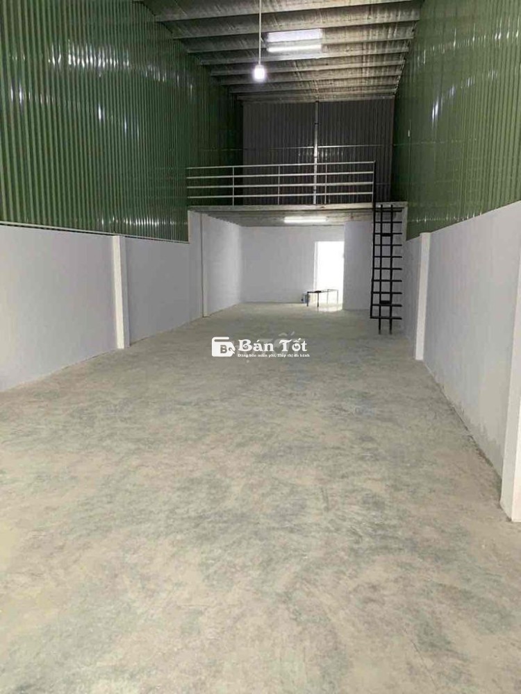 Cho thuê kho đường Đặng Thuỳ Trâm, p13, BT. DT 130m2. Giá 17tr/th
