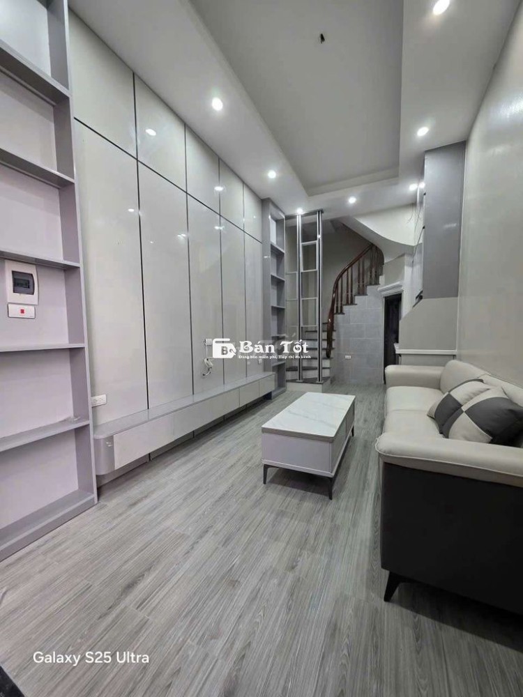 Bán nhà Trong Ngõ Phố Tam Trinh 400M sáng times city nhà đẹp gần phố