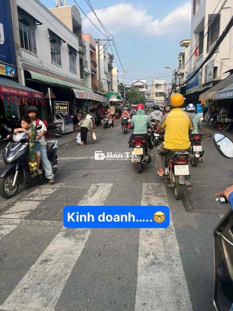 nhà lửng shr gần chợ hóc môn 150m HCM, vị trí kinh doanh