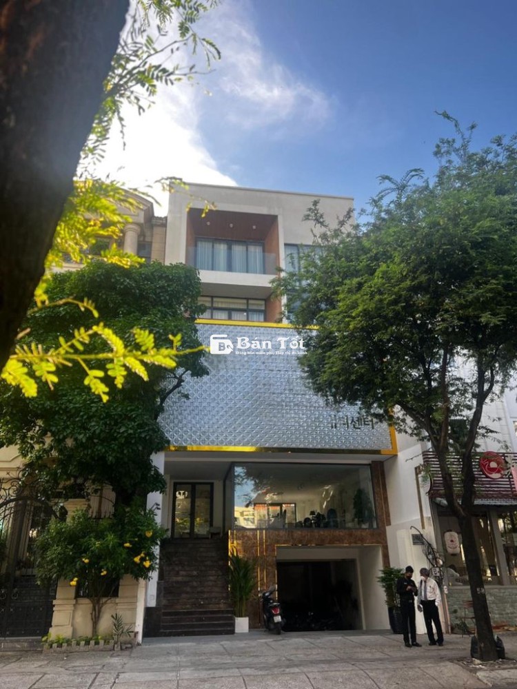 Cho Thuê Nhà Đẹp Đường Điện Biên Phủ, Phường 25, Bình Thạnh, DT: 8x20m