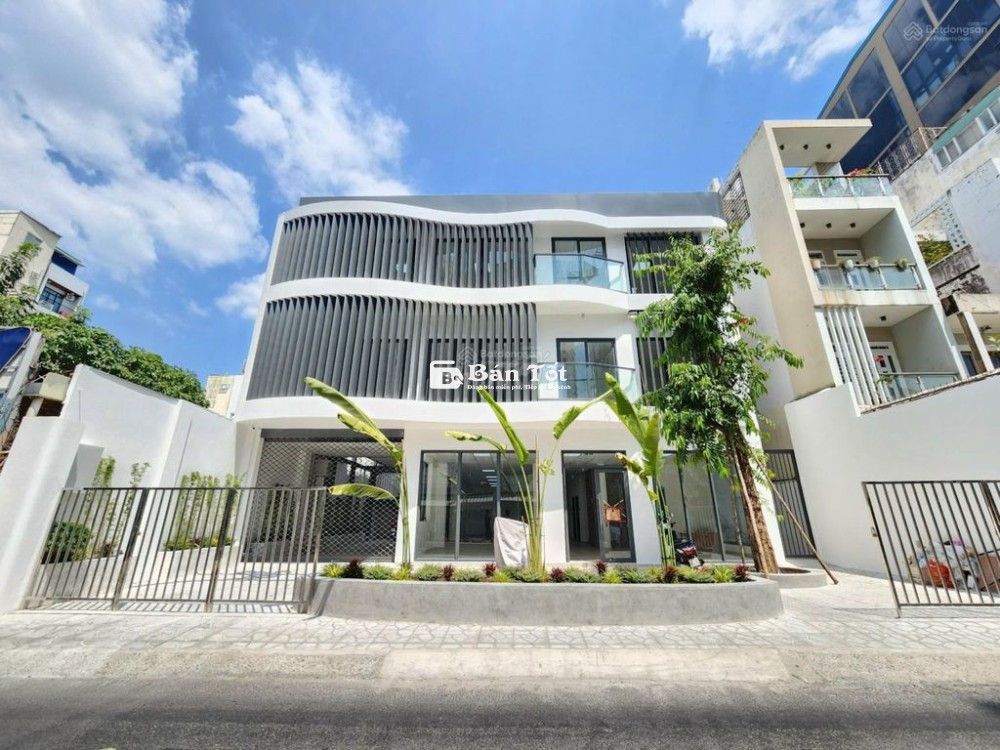 Cho thuê nhà mặt tiền Nam Kỳ Khởi Nghĩa, Quận 3. DT: 20x25m