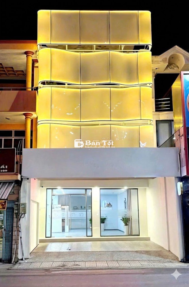 HOT!! NHÀ ĐẸP -  66C Đặng Văn Ngữ P.10 Q.PN - 6 x 20m 4 tầng 480m sàn
