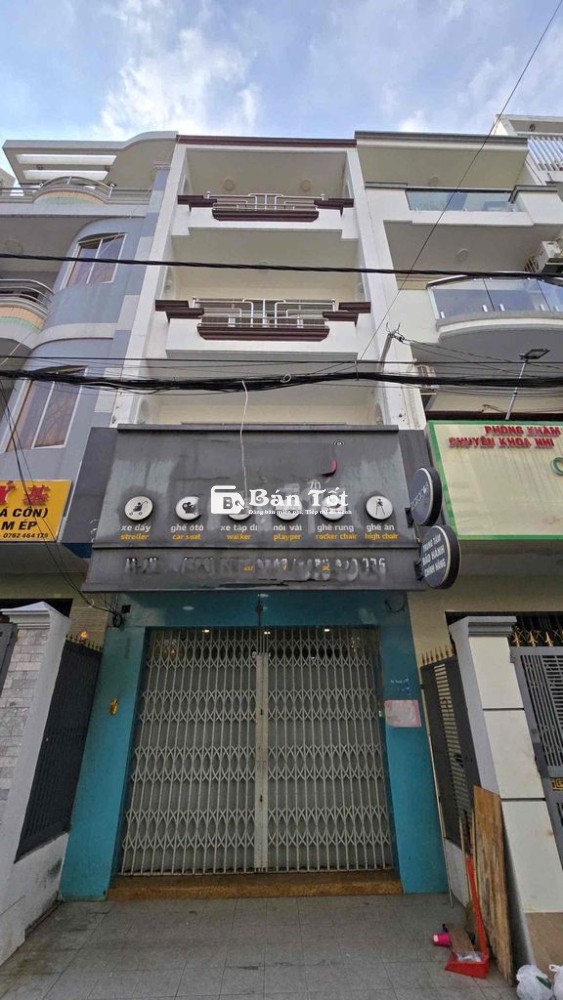 Nhà hẻm 2 xe tải tránh nhau khu VIP văn phòng