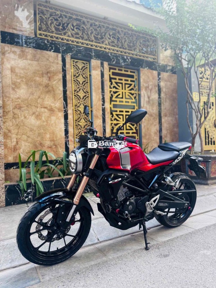 Honda CB 150R ABS FI Đen đỏ 9000km đẹp nguyên