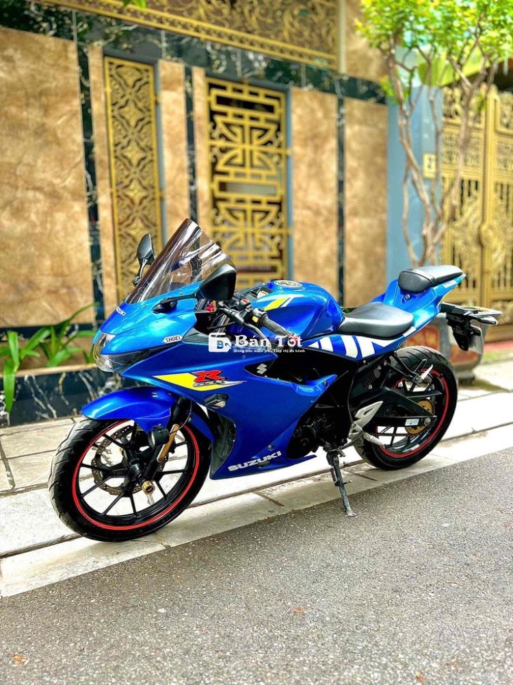 Suzuki GSX R150 2019 Xanh đen smartkey xe đẹp mới