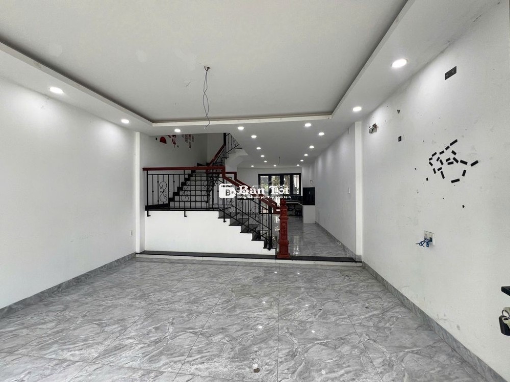 ĐTL nhà phố 5x20 Giá 12 triệu/th, BT song lập 8x20 giá 14tr/th