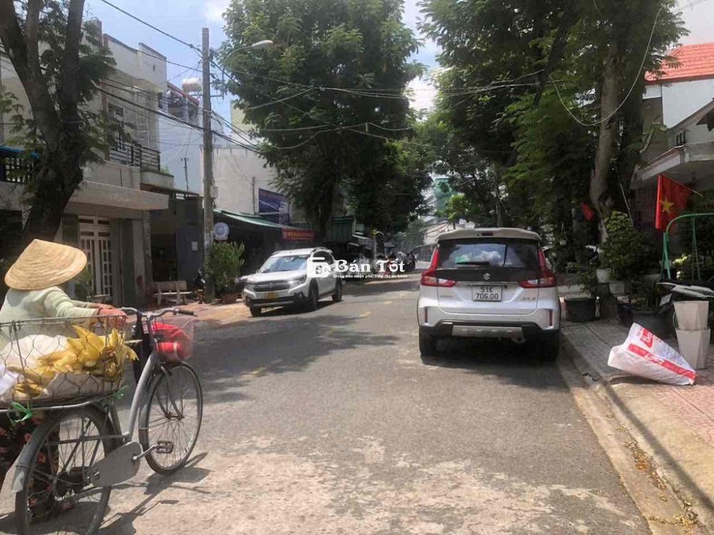 Cần Cho Thuê Nhà Phố Phước Bình tháng 10/2026!