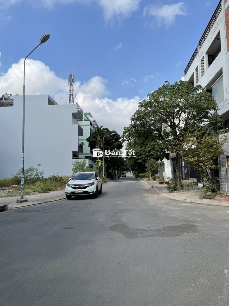 BÁN GẤP ĐẤT 5*20m kế bên Công viên Đường rộng 12m Đặng Thùy Trâm