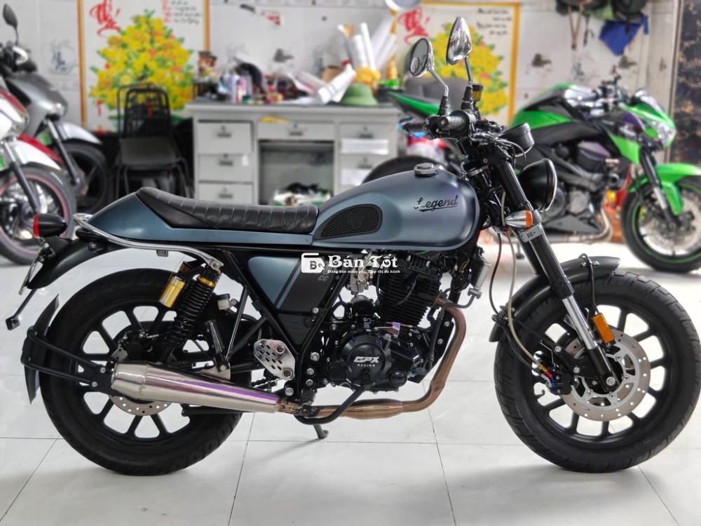 GPX Legend 200 2019 Xám 13k km