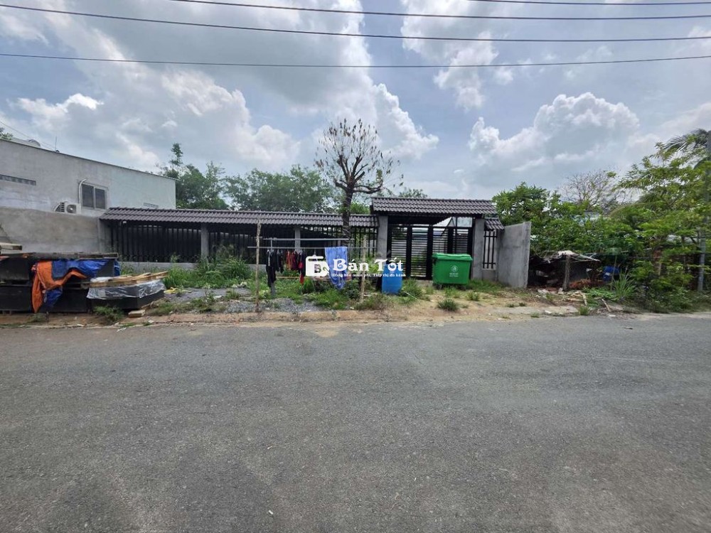Đất đẹp mặt tiền kdc Biconsi  Dĩ An