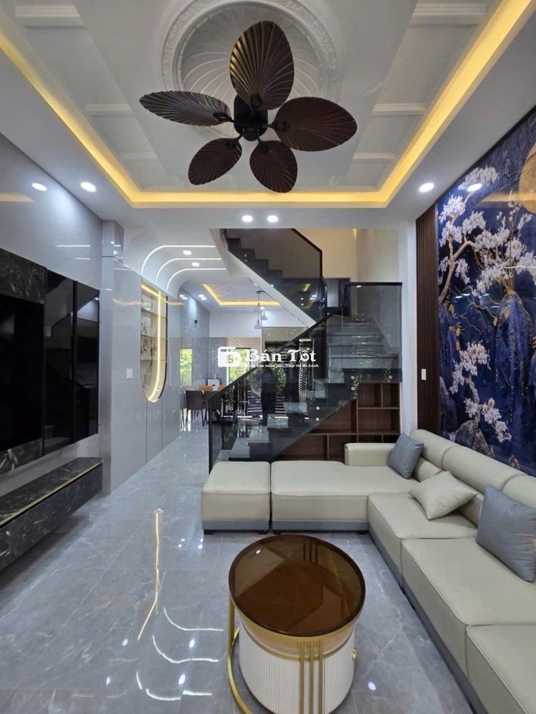 Nhà đẹp 4 tầng - Đường ô tô - Nguyễn Duy Trinh - Chợ Trường Lưu, Q.9.
