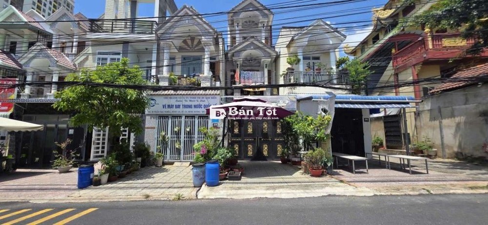 Nhà mặt tiền kinh doanh phường Bình An  Tp Dĩ An 