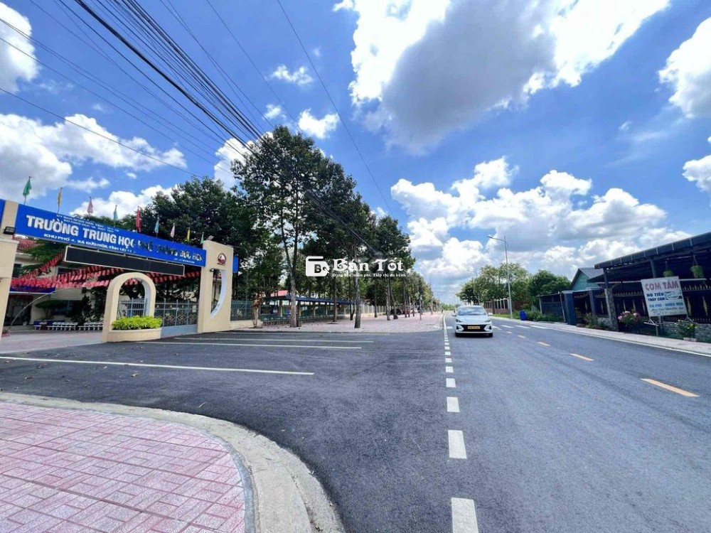 Đất Thị trấn Đức Hoà 5x20m giá 850