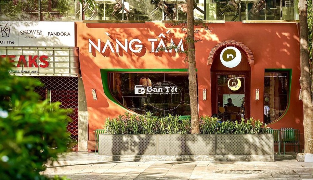 Cho thuê nhà mặt tiền số 49 Nguyễn Huệ, Quận 1, DT: 8x26.5m