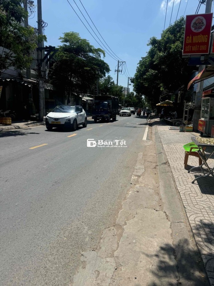 CẦN BÁN NHÀ MT NGUYỄN BÌNH 5,5x28M 150M2