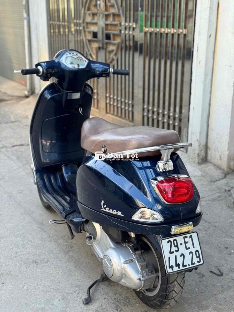 Piaggio Vespa LX 125 Xanh đậm tiết kiệm xăng