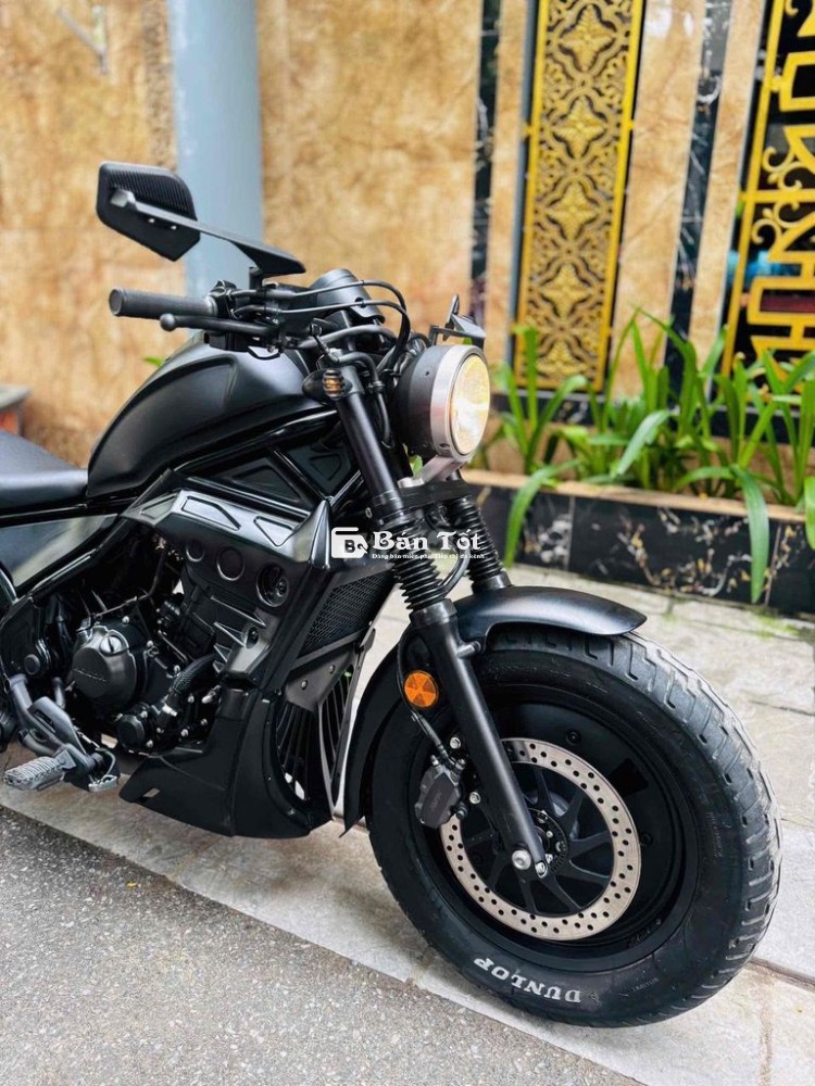 Honda Rebel 300 2023  ABS 7000 km Đen full bobber